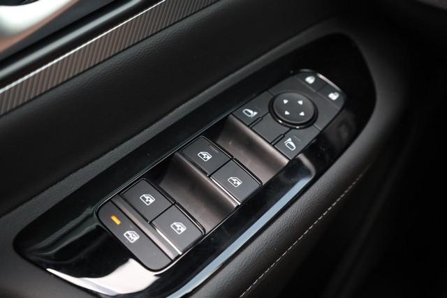 Nissan Murano Vehicle Image 21