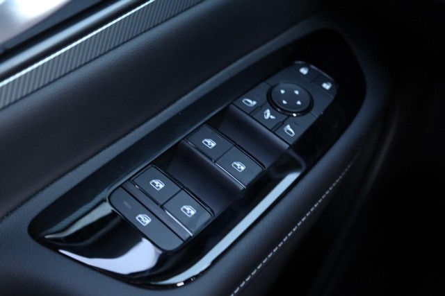 Nissan Murano Vehicle Image 22