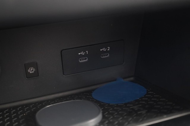 Nissan Pathfinder Vehicle Image 17