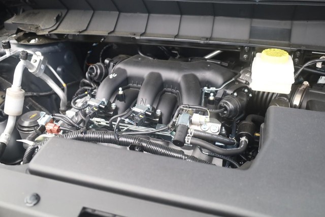 Nissan Pathfinder Vehicle Image 26