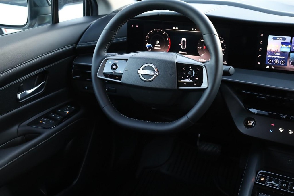 Nissan Murano Vehicle Image 24