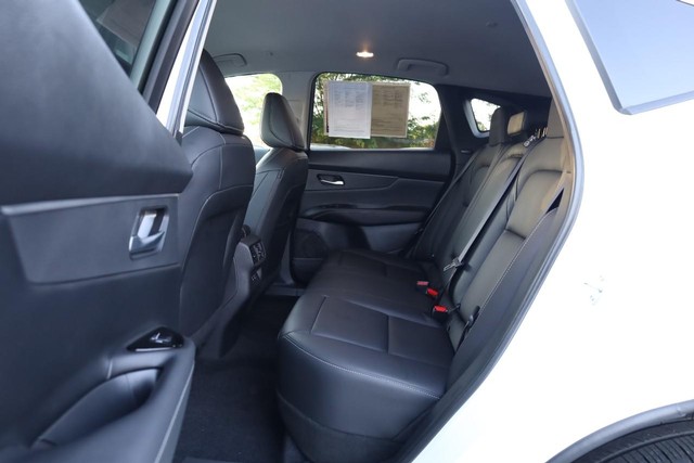 Nissan Murano Vehicle Image 21