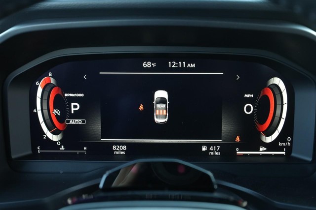 Nissan Rogue Vehicle Image 12