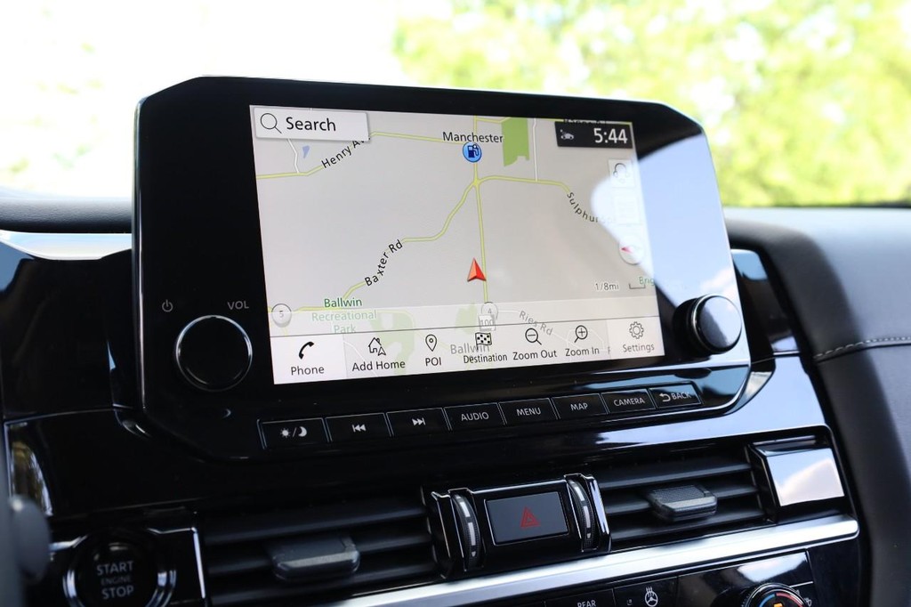 Nissan Pathfinder Vehicle Image 14