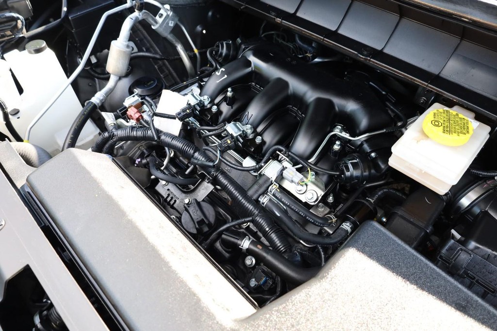 Nissan Pathfinder Vehicle Image 30