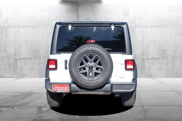 Jeep Wrangler Vehicle Image 06