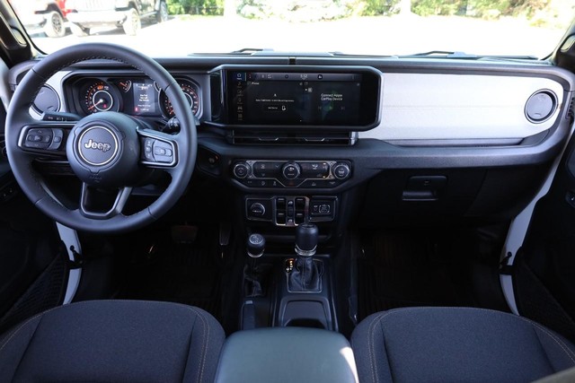 Jeep Wrangler Vehicle Image 20