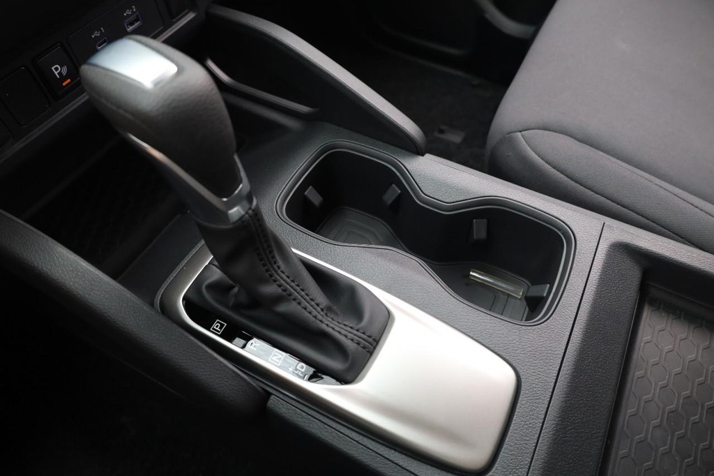Nissan Frontier Vehicle Image 16