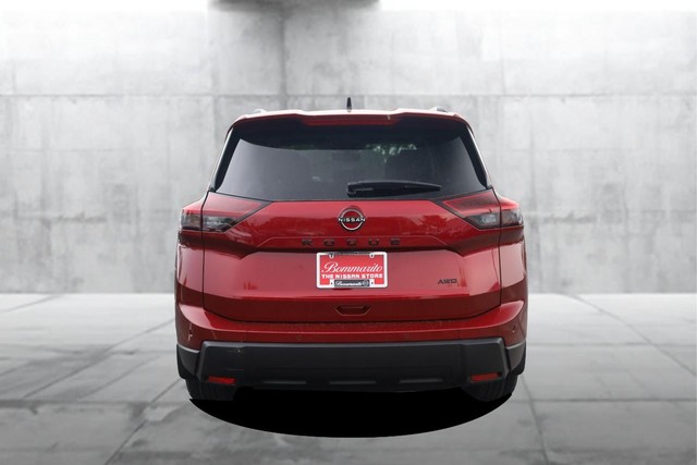 Nissan Rogue Vehicle Image 06