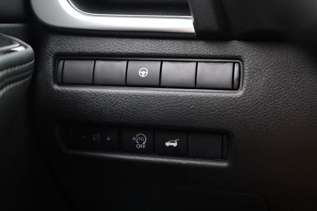 Nissan Rogue Vehicle Image 20