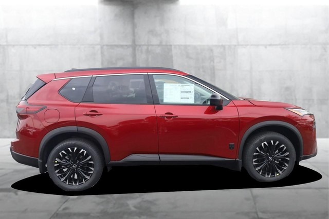 Nissan Rogue Vehicle Image 04