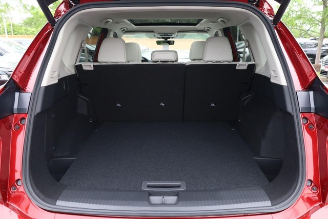 Nissan Rogue Vehicle Image 07