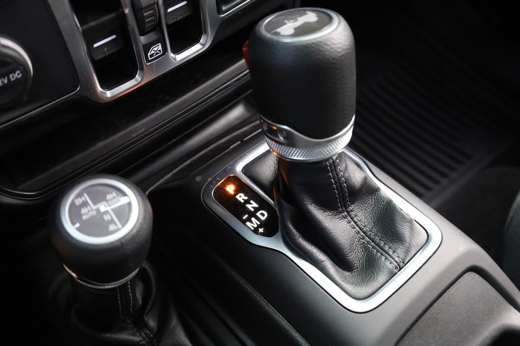 Jeep Wrangler 4xe Vehicle Image 15