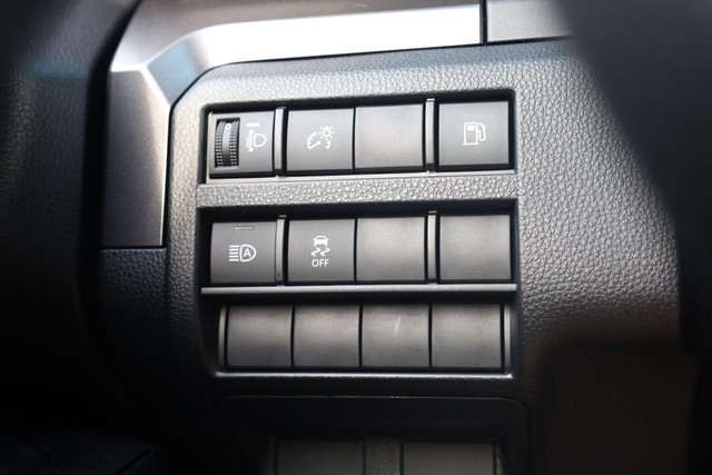 Toyota 4Runner Vehicle Full-screen Gallery Image 18