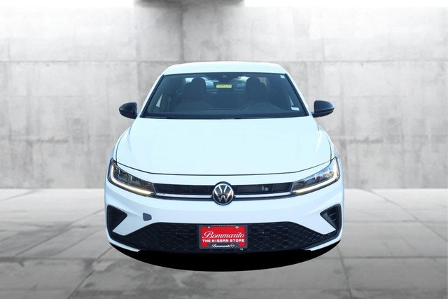 Volkswagen Jetta Vehicle Image 04