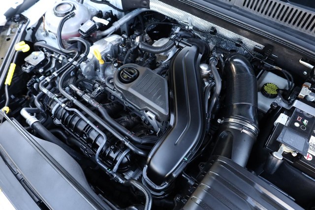 Volkswagen Jetta Vehicle Image 24