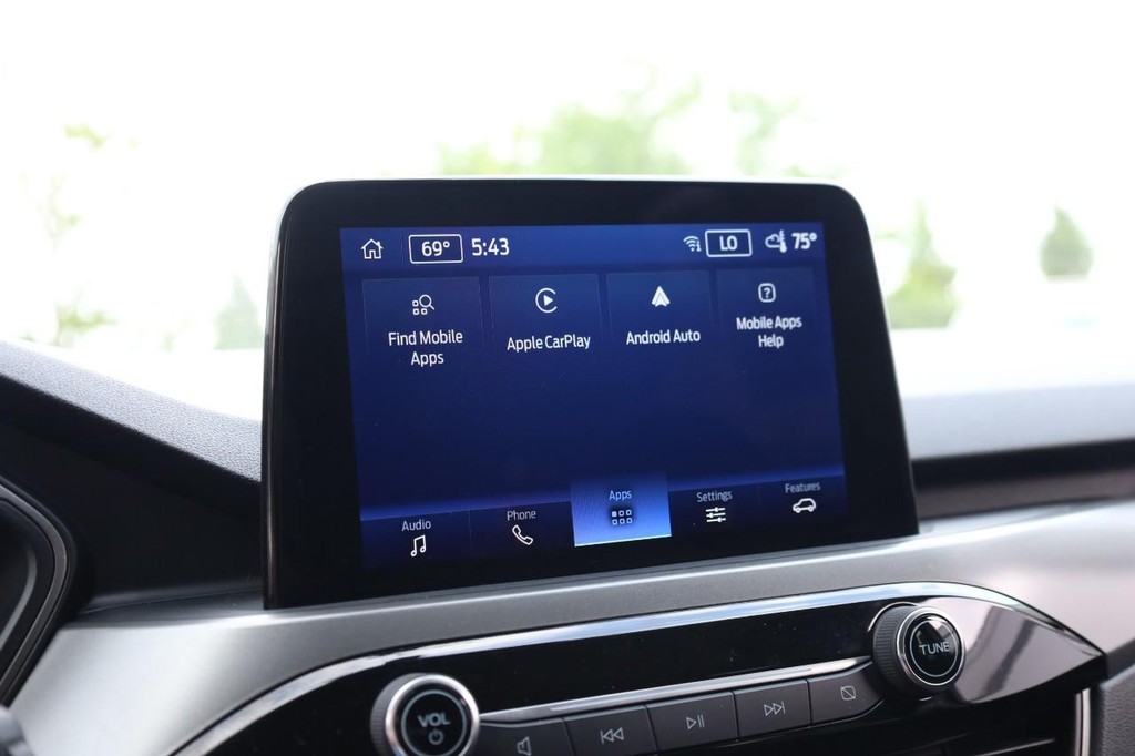 Ford Escape Vehicle Image 11