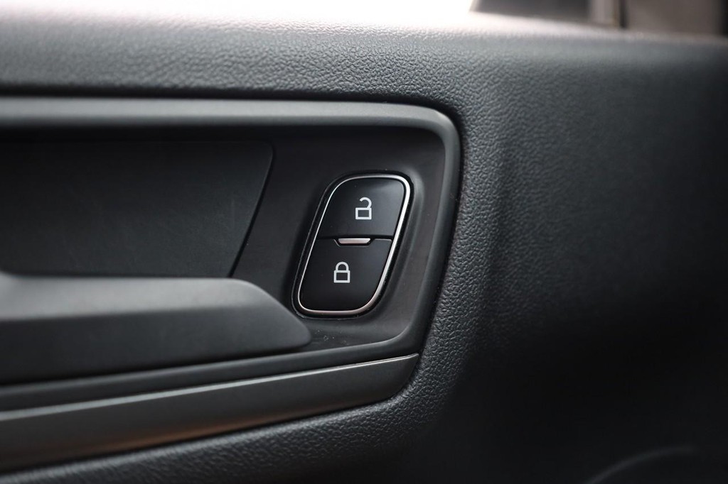 Ford Escape Vehicle Image 20