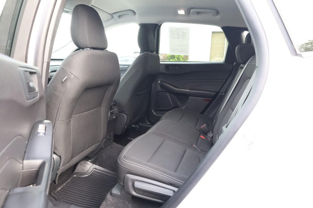 Ford Escape Vehicle Image 22