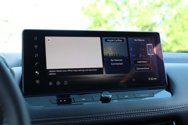 Nissan Rogue Vehicle Image 13
