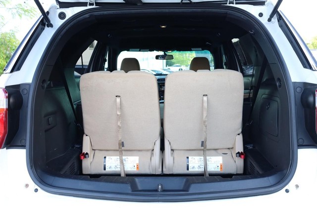 Ford Explorer Vehicle Image 07
