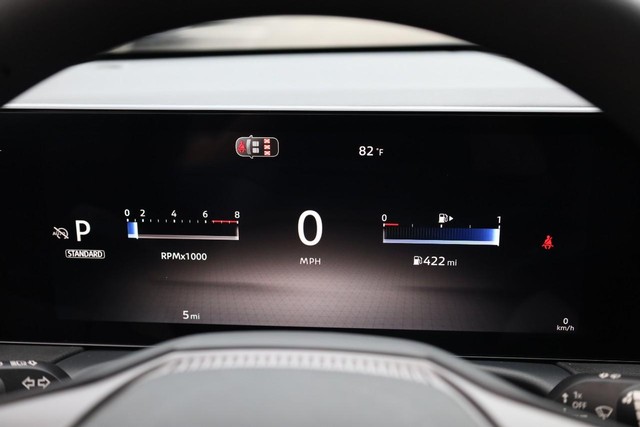Nissan Sentra Vehicle Image 10