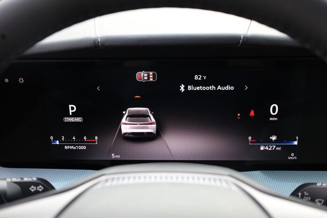 Nissan Murano Vehicle Image 12