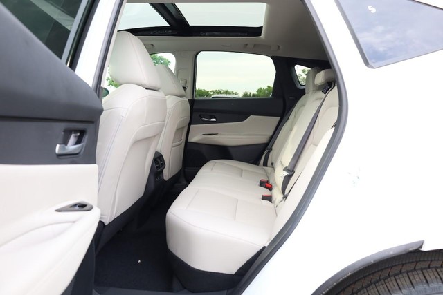 Nissan Murano Vehicle Image 24