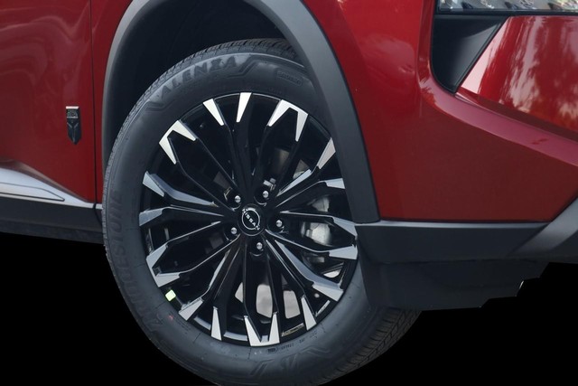Nissan Rogue Vehicle Image 03