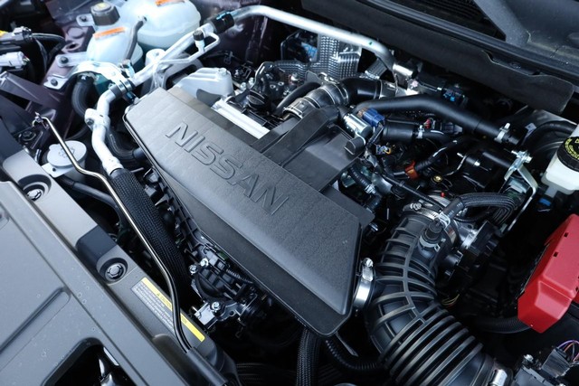 Nissan Rogue Vehicle Image 27