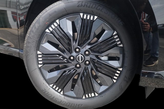 Nissan Murano Vehicle Image 03