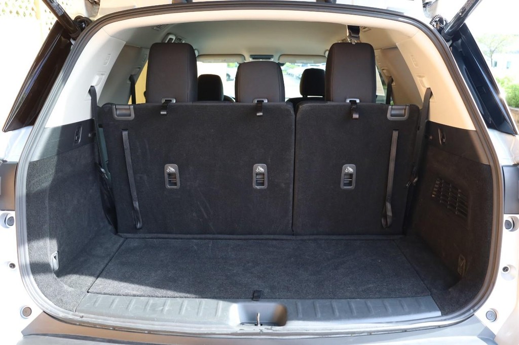 Nissan Pathfinder Vehicle Image 07