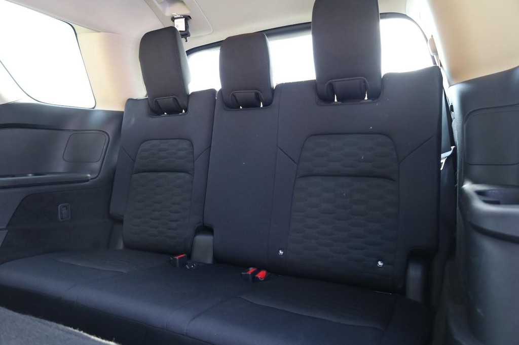 Nissan Pathfinder Vehicle Image 26