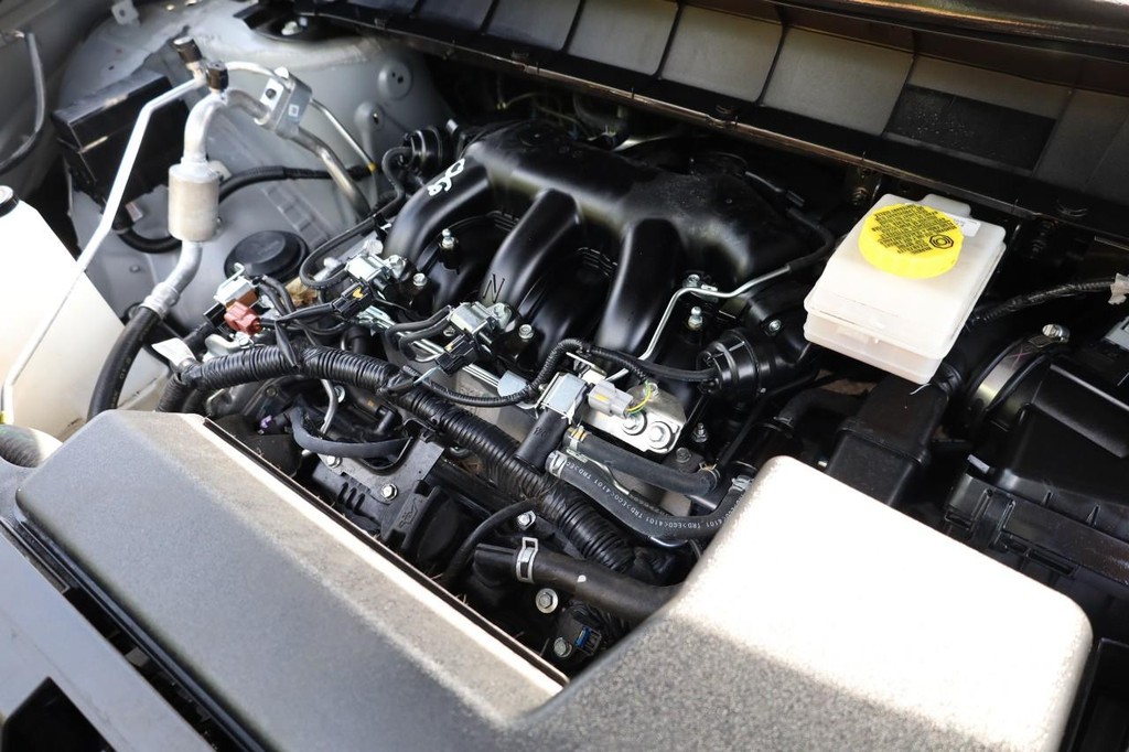 Nissan Pathfinder Vehicle Image 28