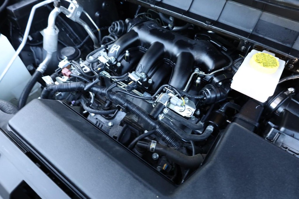 Nissan Pathfinder Vehicle Image 26