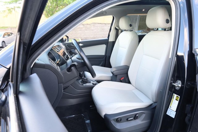 Volkswagen Tiguan Vehicle Image 08