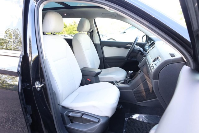 Volkswagen Tiguan Vehicle Image 26