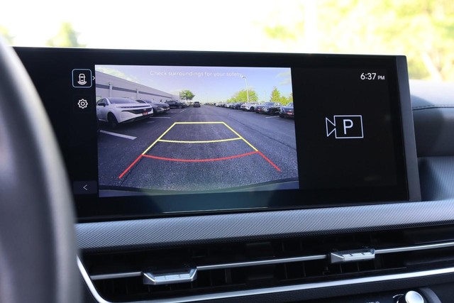 Hyundai Sonata Vehicle Image 13