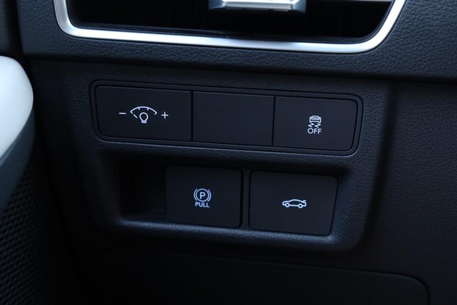 Hyundai Sonata Vehicle Image 19