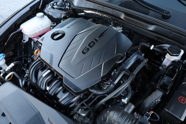 Hyundai Sonata Vehicle Image 25