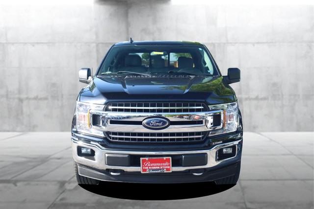 Ford F-150 Vehicle Full-screen Gallery Image 4