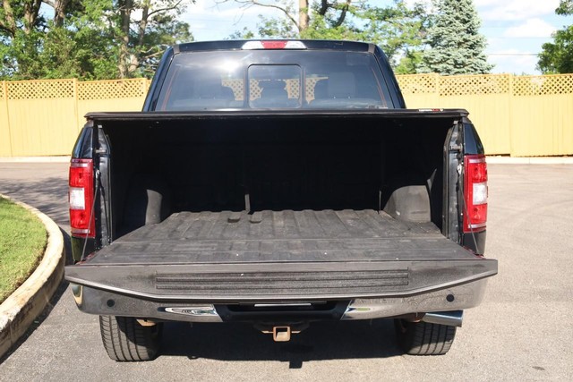 Ford F-150 Vehicle Full-screen Gallery Image 7