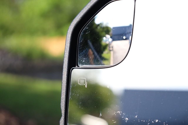 Ford F-150 Vehicle Full-screen Gallery Image 22