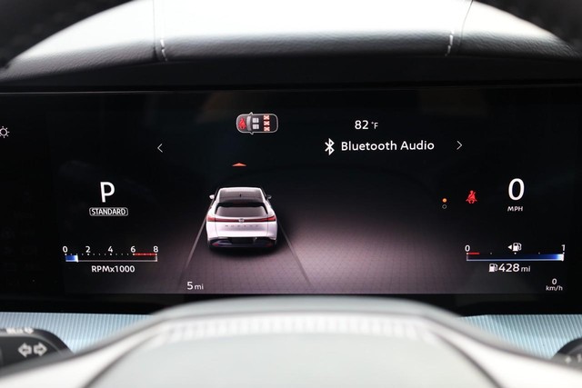 Nissan Murano Vehicle Image 12