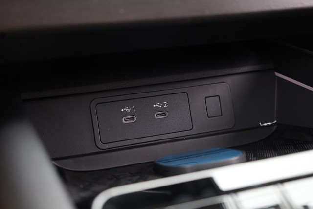 Nissan Murano Vehicle Image 18