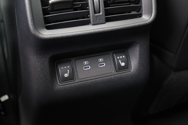 Nissan Murano Vehicle Image 26