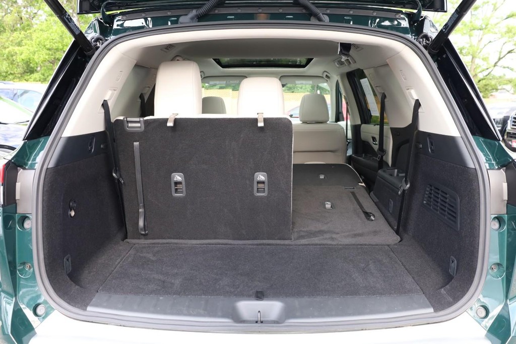 Nissan Pathfinder Vehicle Image 08