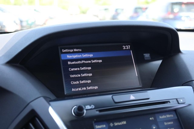 Acura MDX Vehicle Image 14