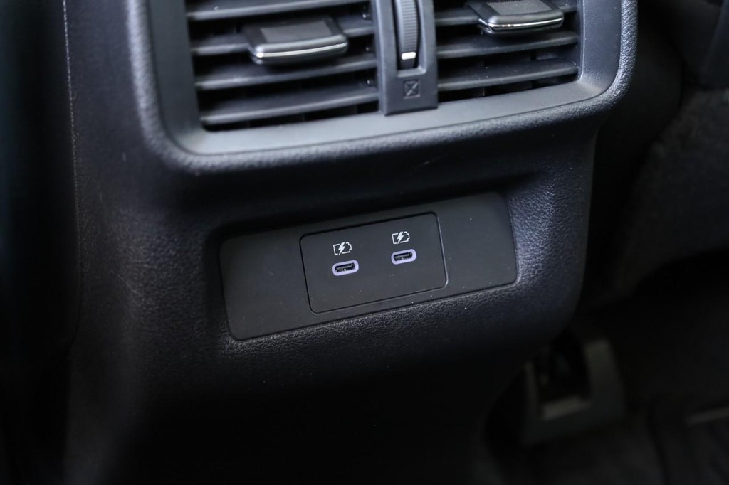 Nissan Murano Vehicle Image 25