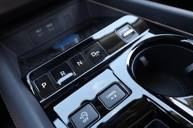Nissan Murano Vehicle Image 19